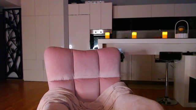 Gallery image thumbnail from D_y_y's myfreecams stream on, 11/15/2023, 04:03 image 9 of 20