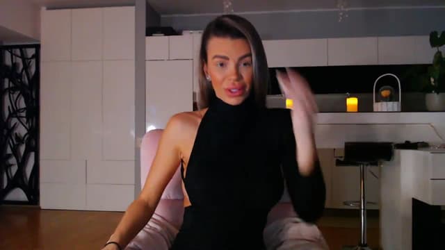 Gallery image thumbnail from D_y_y's myfreecams stream on, 11/19/2023, 03:52 image 5 of 20