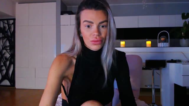 Gallery image thumbnail from D_y_y's myfreecams stream on, 11/19/2023, 05:57 image 2 of 20