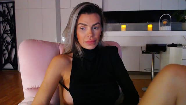 Gallery image thumbnail from D_y_y's myfreecams stream on, 11/19/2023, 05:57 image 18 of 20