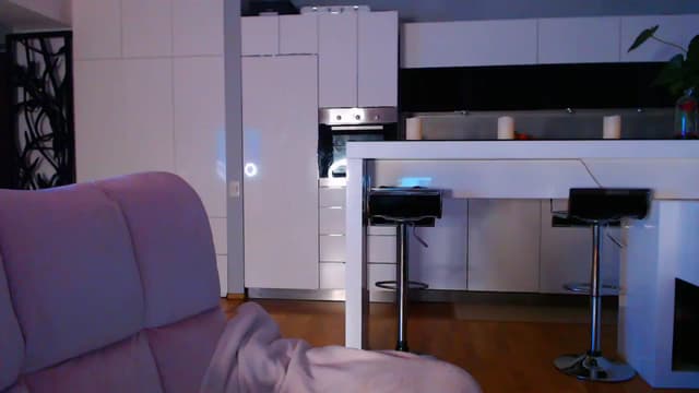 Gallery image thumbnail from D_y_y's myfreecams stream on, 01/19/2024, 06:24 image 2 of 20