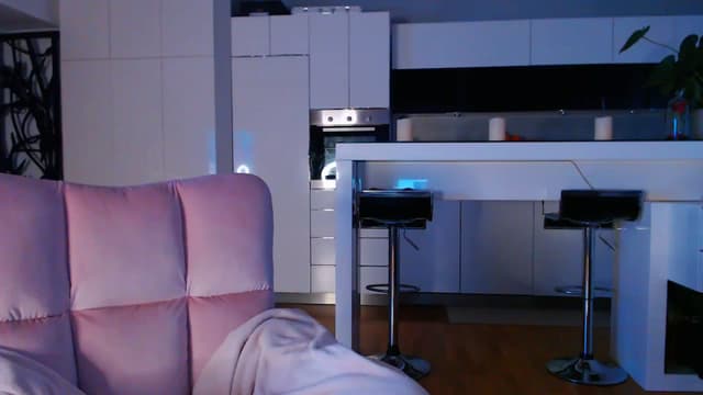 Gallery image thumbnail from D_y_y's myfreecams stream on, 01/19/2024, 06:24 image 16 of 20