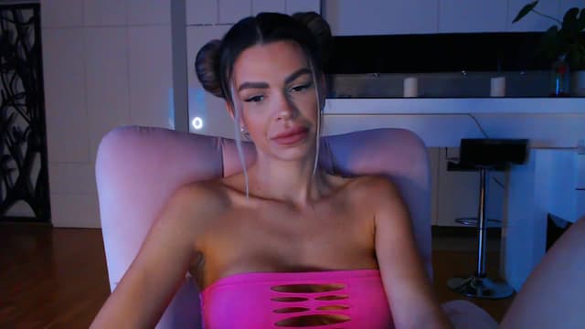 Gallery image thumbnail from D_y_y's myfreecams stream on, 01/29/2024, 06:14 image 15 of 20