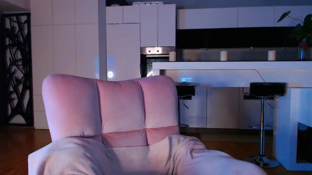 Gallery image thumbnail from D_y_y's myfreecams stream on, 02/01/2024, 05:29 image 4 of 20