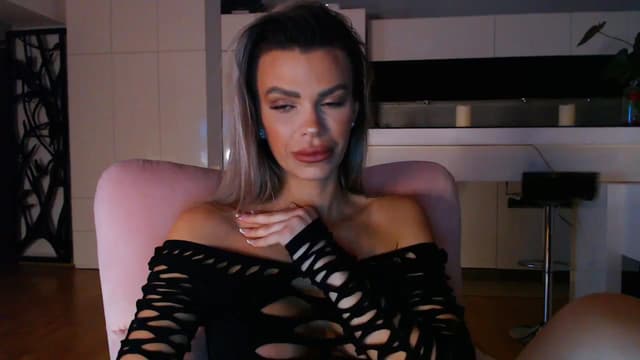 Gallery image thumbnail from D_y_y's myfreecams stream on, 02/04/2024, 06:00 image 5 of 20