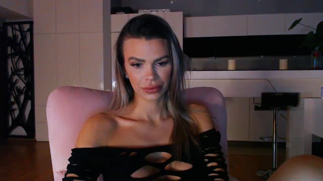 Gallery image thumbnail from D_y_y's myfreecams stream on, 02/04/2024, 06:00 image 12 of 20