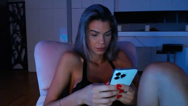Gallery image thumbnail from D_y_y's myfreecams stream on, 04/26/2024, 04:28 image 2 of 20