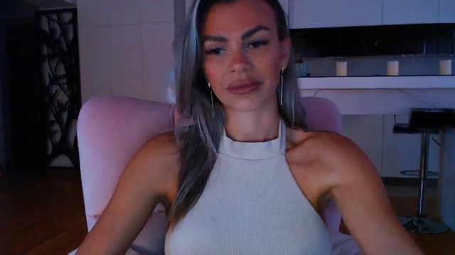 Gallery image thumbnail from D_y_y's myfreecams stream on, 09/20/2024, 04:27 image 20 of 20