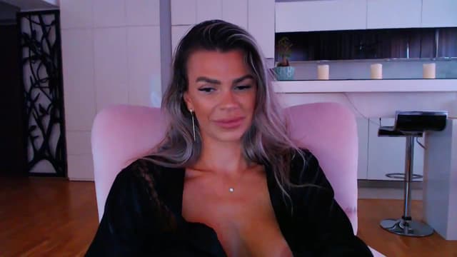 Gallery image thumbnail from D_y_y's myfreecams stream on, 09/26/2024, 05:06 image 20 of 20