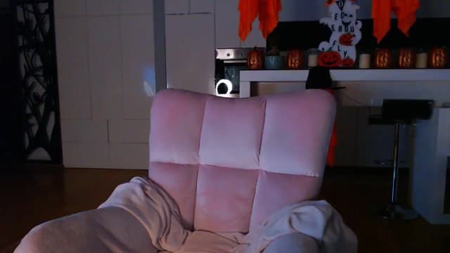 Gallery image thumbnail from D_y_y's myfreecams stream on, 10/13/2024, 03:46 image 14 of 20