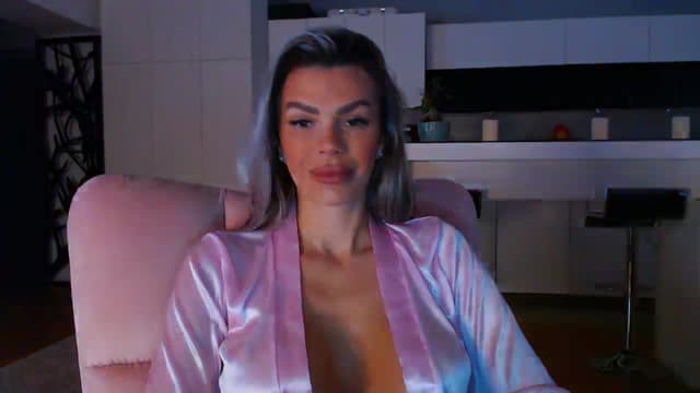 Gallery image thumbnail from D_y_y's myfreecams stream on, 11/12/2024, 06:03 image 19 of 20