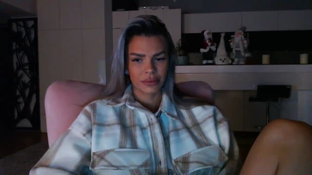 Gallery image thumbnail from D_y_y's myfreecams stream on, 12/12/2024, 05:47 image 9 of 20