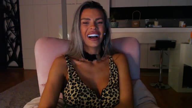 Gallery image thumbnail from D_y_y's myfreecams stream on, 03/09/2025, 05:34 image 12 of 20