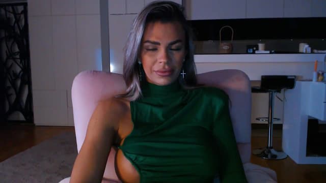 Gallery image thumbnail from D_y_y's myfreecams stream on, 03/18/2025, 04:40 image 9 of 20