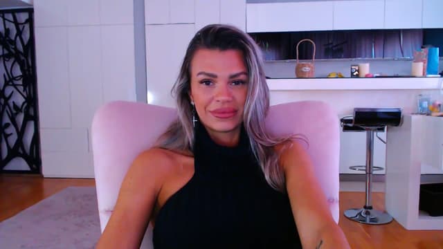 Gallery image thumbnail from D_y_y's myfreecams stream on, 05/11/2025, 04:41 image 19 of 20