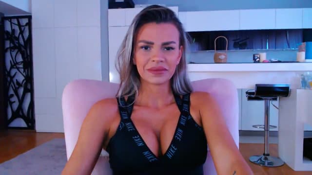 Gallery image thumbnail from D_y_y's myfreecams stream on, 05/13/2025, 04:48 image 16 of 20