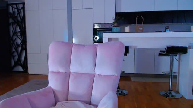 Gallery image thumbnail from D_y_y's myfreecams stream on, 05/26/2025, 05:15 image 11 of 20