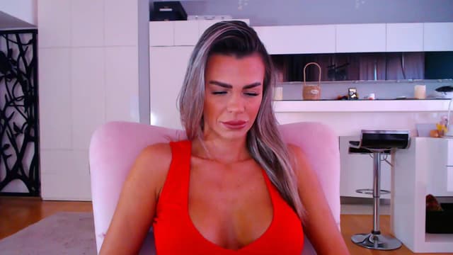 Gallery image thumbnail from D_y_y's myfreecams stream on, 06/21/2025, 04:50 image 1 of 20