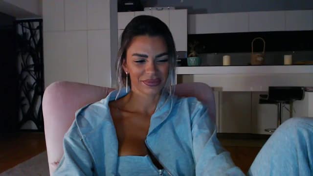 Gallery image thumbnail from D_y_y's myfreecams stream on, 09/14/2025, 04:33 image 5 of 20