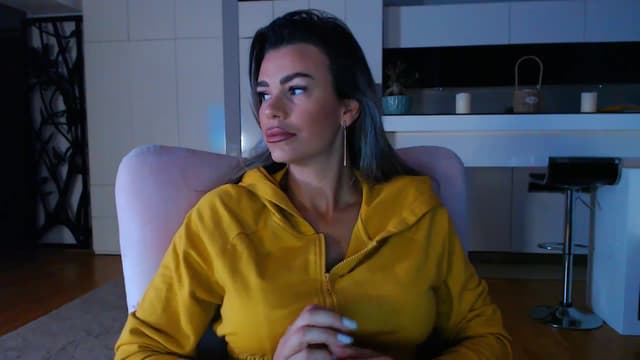 Gallery image thumbnail from D_y_y's myfreecams stream on, 09/16/2025, 05:02 image 6 of 20