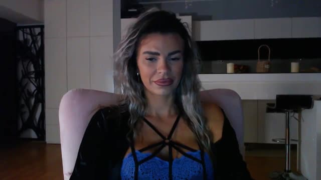 Gallery image thumbnail from D_y_y's myfreecams stream on, 10/02/2025, 04:54 image 7 of 20