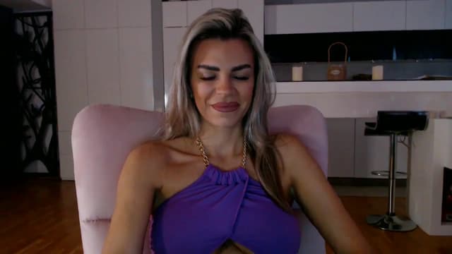 Gallery image thumbnail from D_y_y's myfreecams stream on, 11/05/2025, 06:01 image 19 of 20