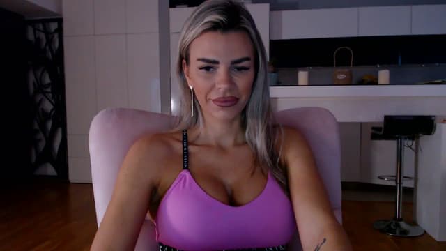 Gallery image thumbnail from D_y_y's myfreecams stream on, 11/06/2025, 05:23 image 11 of 20