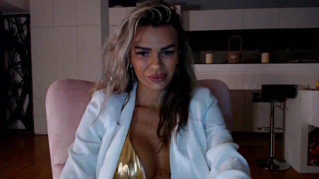 Gallery image thumbnail from D_y_y's myfreecams stream on, 11/10/2025, 05:22 image 14 of 20