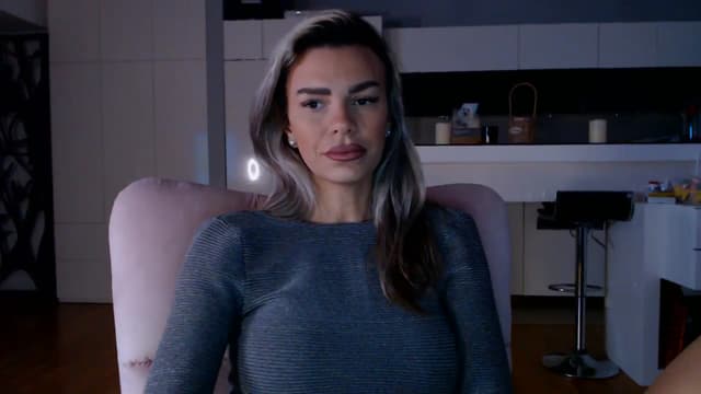 Gallery image thumbnail from D_y_y's myfreecams stream on, 12/17/2025, 06:20 image 12 of 20