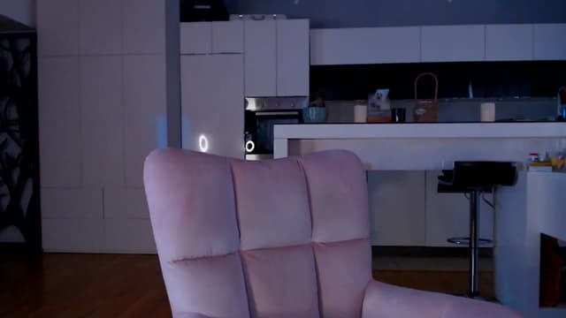 Gallery image thumbnail from D_y_y's myfreecams stream on, 12/17/2025, 06:50 image 17 of 20