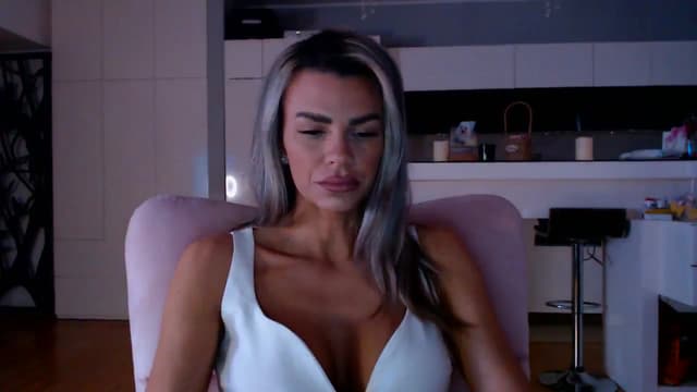 Gallery image thumbnail from D_y_y's myfreecams stream on, 01/03/2026, 06:27 image 17 of 20