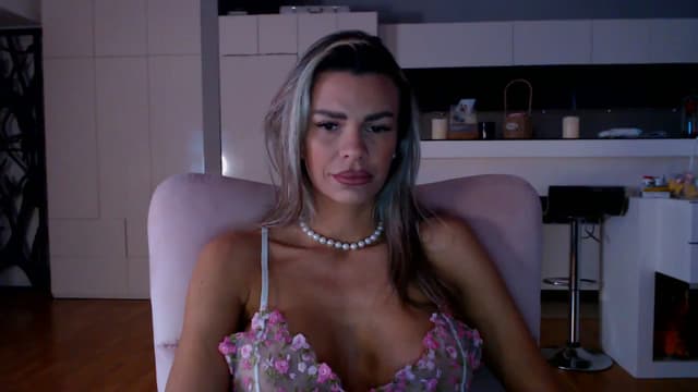 Gallery image thumbnail from D_y_y's myfreecams stream on, 01/11/2026, 06:28 image 20 of 20