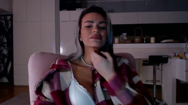 Gallery image thumbnail from D_y_y's myfreecams stream on, 02/02/2026, 06:00 image 1 of 20