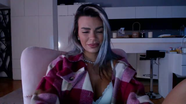 Gallery image thumbnail from D_y_y's myfreecams stream on, 02/02/2026, 06:00 image 18 of 20