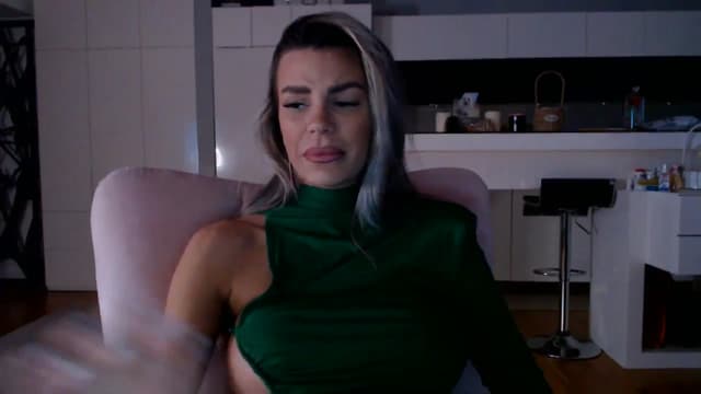 Gallery image thumbnail from D_y_y's myfreecams stream on, 02/17/2026, 05:47 image 17 of 20
