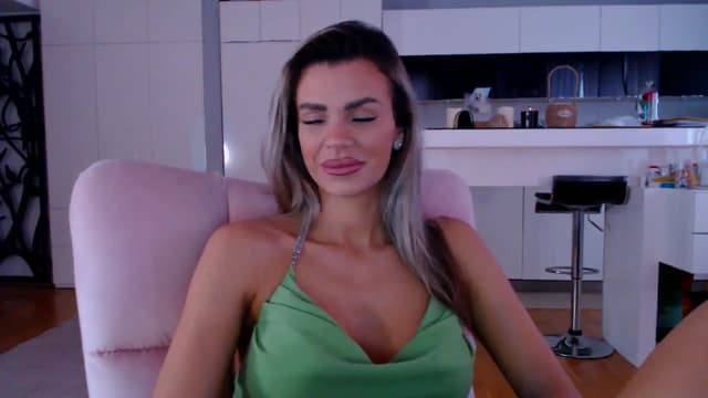 Gallery image thumbnail from D_y_y's myfreecams stream on, 02/22/2026, 06:05 image 15 of 20