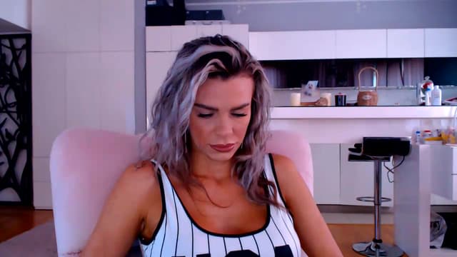 Gallery image thumbnail from D_y_y's myfreecams stream on, 06/04/2026, 04:53 image 20 of 20