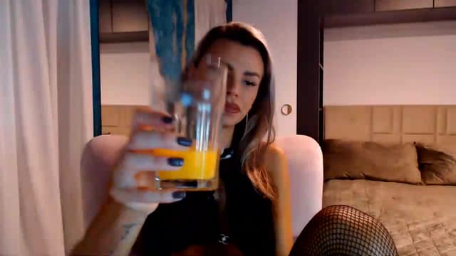 Gallery image thumbnail from D_y_y's myfreecams stream on, 07/03/2026, 05:02 image 12 of 20