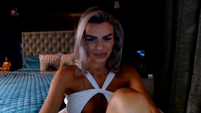 Gallery image thumbnail from D_y_y's myfreecams stream on, 07/10/2026, 04:48 image 16 of 20