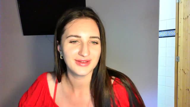 Gallery image thumbnail from Danet's myfreecams stream on, 05/18/2025, 19:14 image 17 of 20