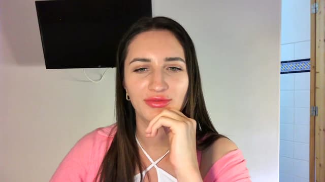 Gallery image thumbnail from Danet's myfreecams stream on, 05/19/2025, 17:30 image 16 of 20