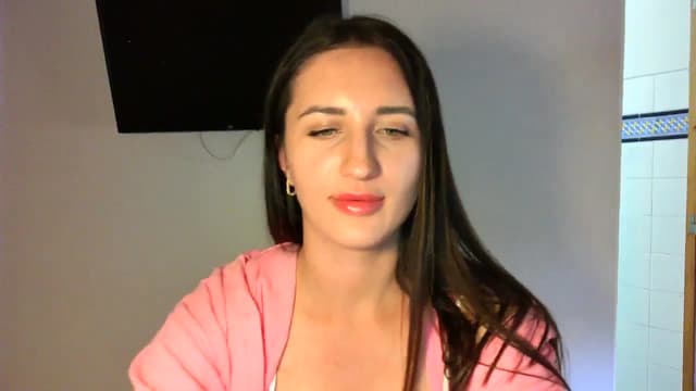 Gallery image thumbnail from Danet's myfreecams stream on, 05/19/2025, 19:01 image 10 of 20
