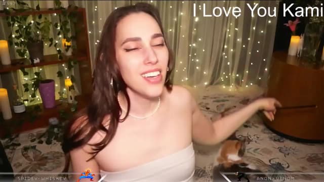 Gallery image thumbnail from Dashy's myfreecams stream on, 03/22/2025, 11:22 image 6 of 20
