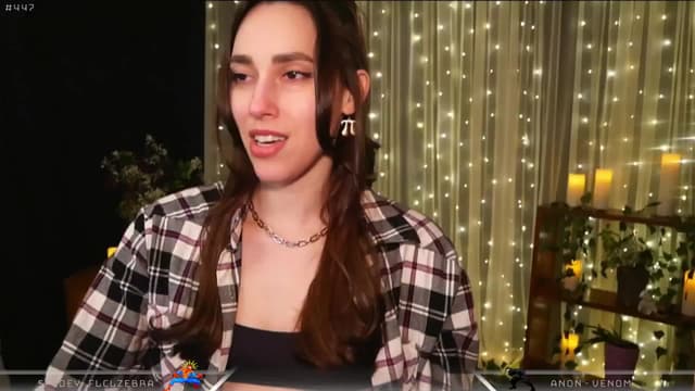 Gallery image thumbnail from Dashy's myfreecams stream on, 03/25/2025, 09:57 image 7 of 20