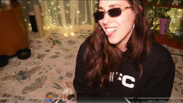 Gallery image thumbnail from Dashy's myfreecams stream on, 04/01/2025, 08:18 image 19 of 20