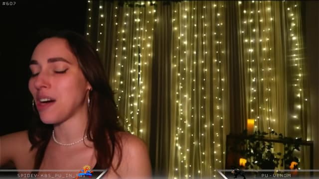 Gallery image thumbnail from Dashy's myfreecams stream on, 04/05/2025, 11:45 image 15 of 20
