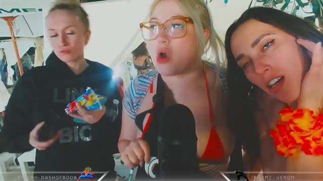 Gallery image thumbnail from Dashy's myfreecams stream on, 05/21/2025, 07:18 image 18 of 20