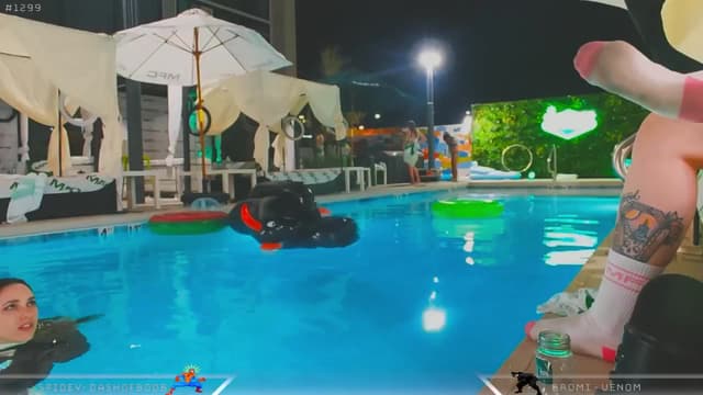 Gallery image thumbnail from Dashy's myfreecams stream on, 05/21/2025, 10:42 image 19 of 20