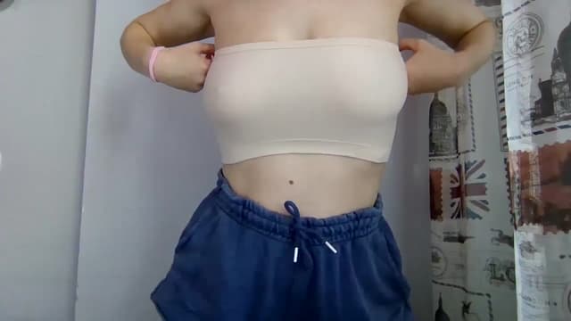 Gallery image thumbnail from Desal's myfreecams stream on, 05/15/2025, 13:46 image 6 of 20