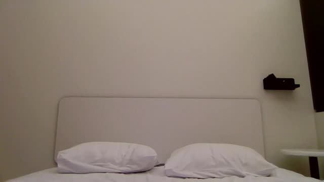 Gallery image thumbnail from Desal's myfreecams stream on, 06/21/2025, 20:21 image 3 of 20